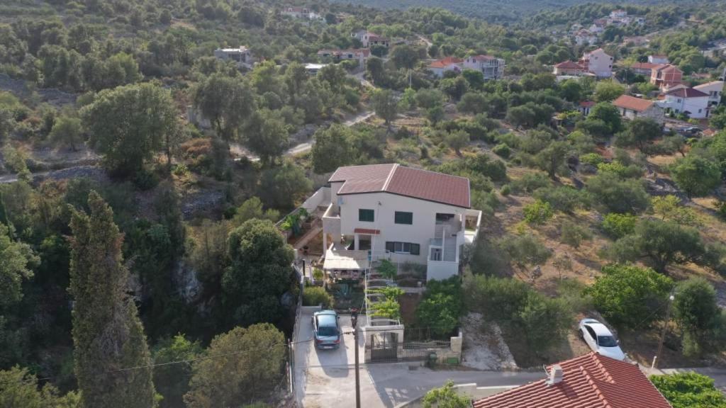 Apartament Vila Ivana Dolores Vinišće Zewnętrze zdjęcie